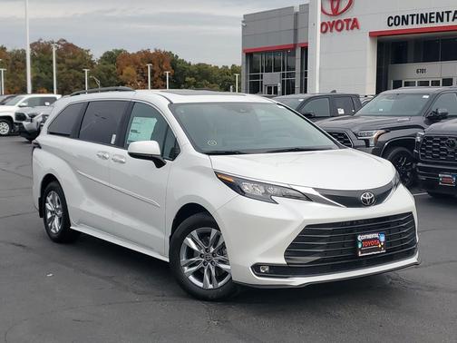 Wind Chill Pearl 2026 Toyota Sienna XLE