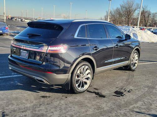 2022 Lincoln Nautilus Reserve