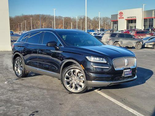 2022 Lincoln Nautilus Reserve