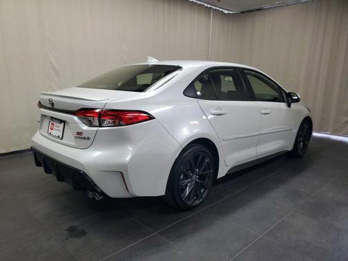 2024 Toyota Corolla Hybrid SE