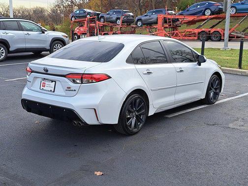 2024 Toyota Corolla Hybrid SE