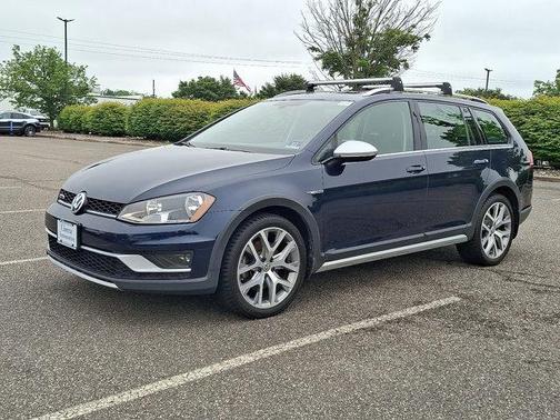 2017 Volkswagen Golf Alltrack TSI SE