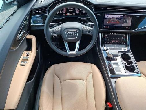 2025 Audi Q8 Premium Plus 55 TFSI quattro