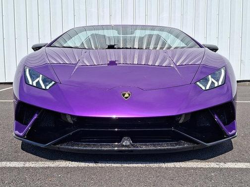 2019 Lamborghini Huracan Performante