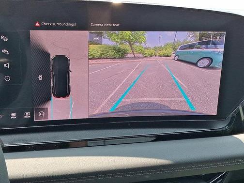 2025 Audi Q6 e-tron Premium Plus quattro