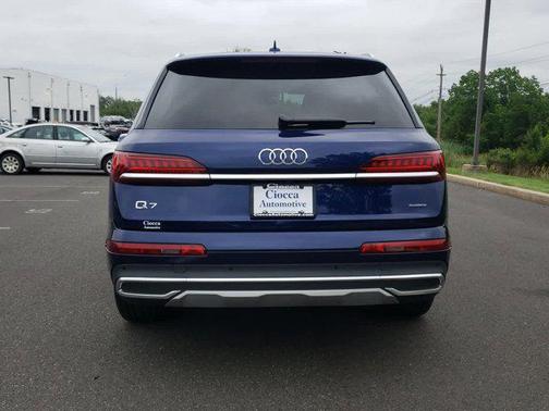 2024 Audi Q7 55 Premium Plus