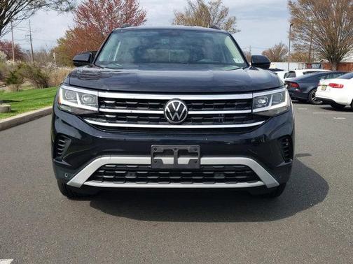 2022 Volkswagen Atlas 2.0T SE w/Technology 4MOTION