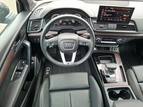 2024 Audi Q5 Premium Plus 55 TFSI e S line quattro S tronic