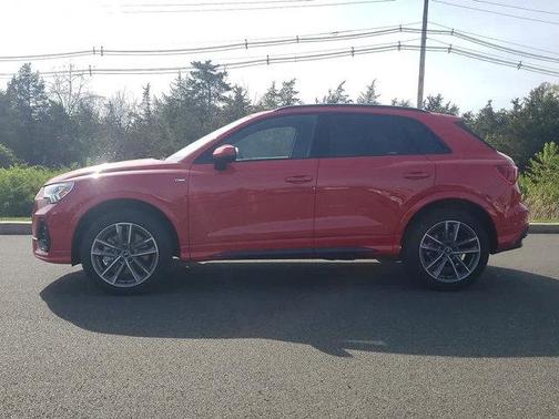 2025 Audi Q3 Premium 45 TFSI S line quattro Tiptronic