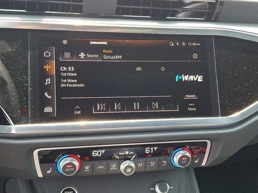 2025 Audi Q3 Premium 45 TFSI S line quattro Tiptronic