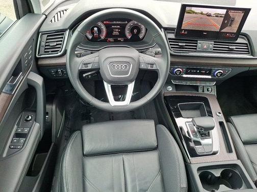 2024 Audi Q5 45 S line Premium Plus