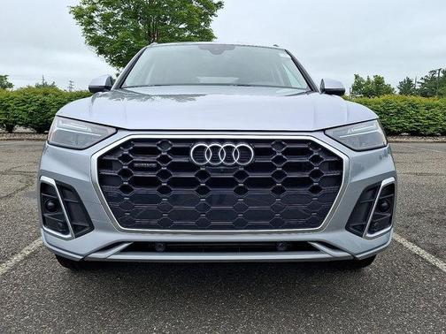 2024 Audi Q5 45 S line Premium Plus
