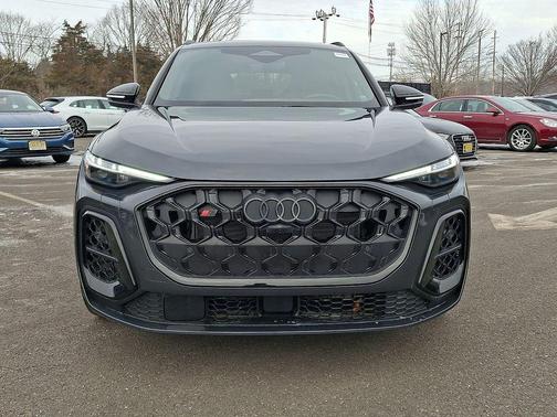 Tambora Gray Metallic 2025 Audi SQ5 3.0T Premium Plus