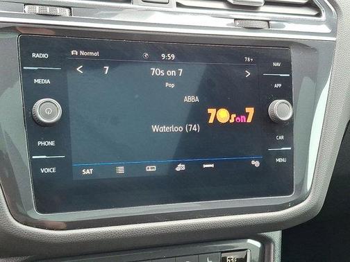 2020 Volkswagen Tiguan 2.0T SEL R-Line 4MOTION