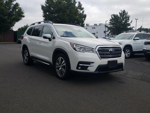 Crystal White Pearl 2020 Subaru Ascent Limited 7-Passenger