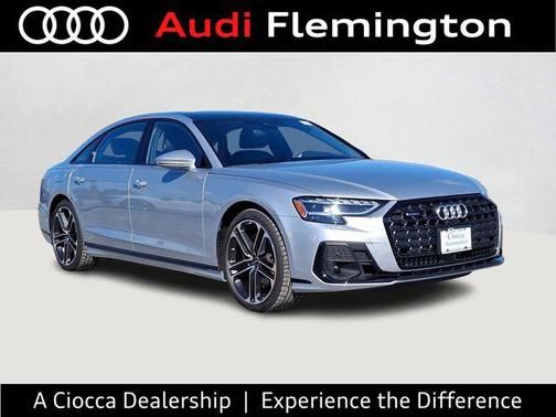 2025 Audi A8 L 55 TFSI quattro Tiptronic