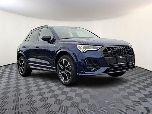 Navarra Blue Metallic 2025 Audi Q3 45 S line Premium Plus