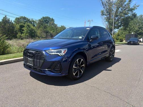Navarra Blue Metallic 2025 Audi Q3 45 S line Premium Plus