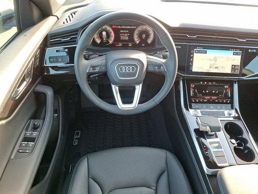 2025 Audi Q8 55 Premium Plus