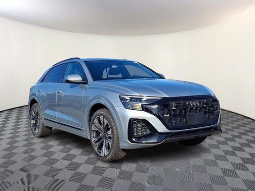2025 Audi Q8 55 Premium Plus