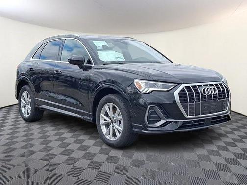 2025 Audi Q3 45 S line Premium Plus