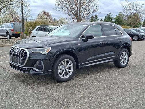 2025 Audi Q3 45 S line Premium Plus