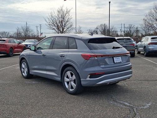 2025 Audi Q4 e-tron Premium 55 quattro