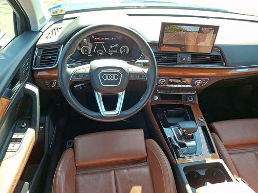 Ultra Blue Metallic 2023 Audi Q5 e 55 S line Premium Plus
