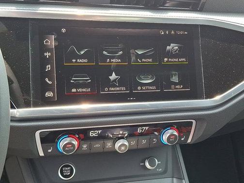 2025 Audi Q3 Premium 45 TFSI S line quattro Tiptronic