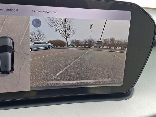 Glacier White Metallic 2026 Audi Q3 TFSI quattro S tronic