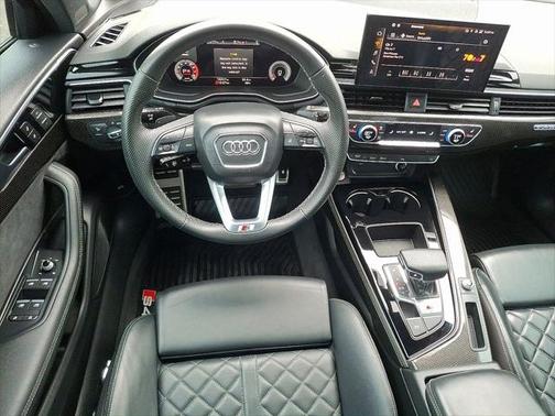 2022 Audi S4 Premium Plus TFSI quattro Tiptronic