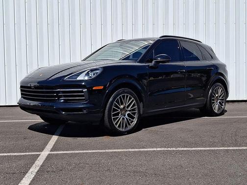 Black 2023 Porsche Cayenne Platinum Edition