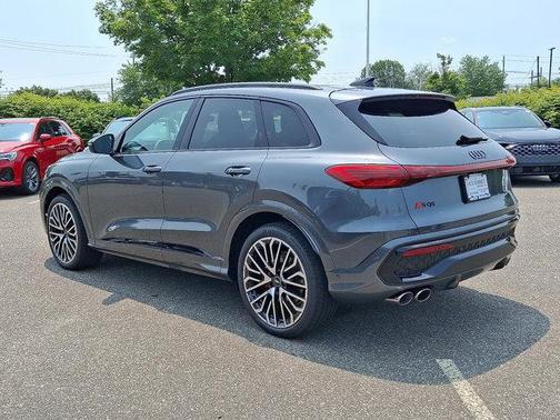 2025 Audi SQ5 3.0T Premium Plus