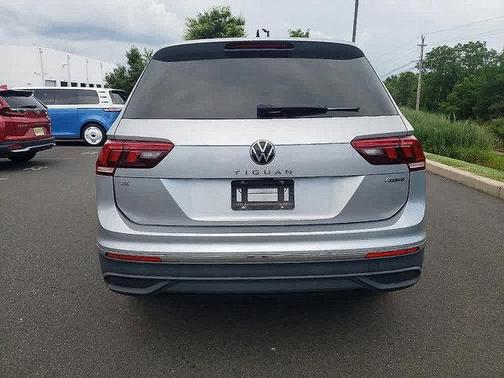 2022 Volkswagen Tiguan 2.0T SE 4MOTION