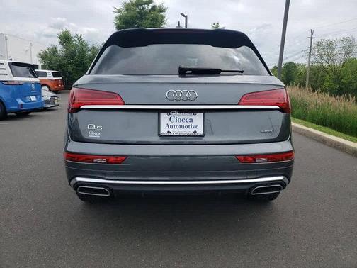 2023 Audi Q5 45 S line Premium Plus