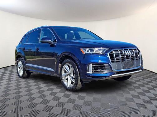 Navarra Blue Metallic 2022 Audi Q7 55 Premium Plus