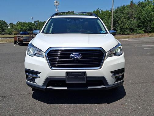 Crystal White Pearl 2020 Subaru Ascent Touring 7-Passenger