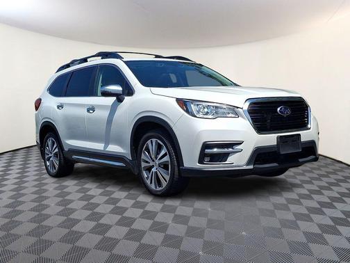 Crystal White Pearl 2020 Subaru Ascent Touring 7-Passenger