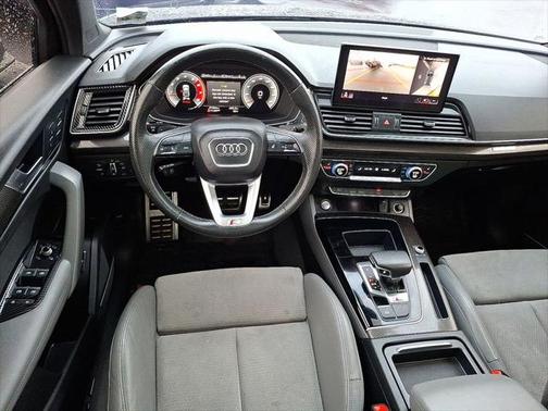 2022 Audi SQ5 Premium Plus TFSI quattro Tiptronic