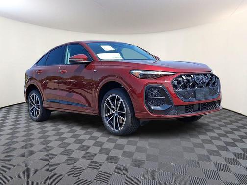 Grenadine Red Metallic 2026 Audi Q5 Sportback Premium Plus TFSI quattro S tronic