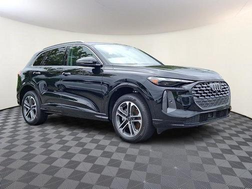 2025 Audi Q5 Premium