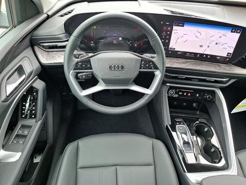 2025 Audi Q5 Premium