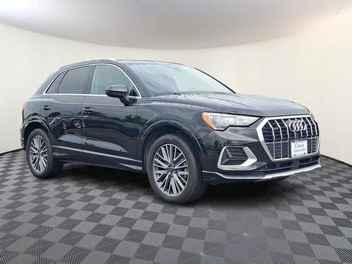 2022 Audi Q3 40 Premium