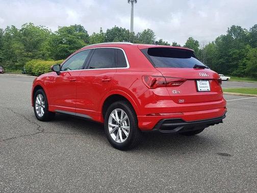 2024 Audi Q3 Premium 45 TFSI S line quattro Tiptronic