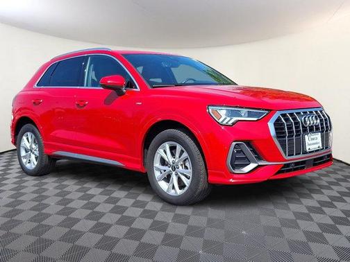 2024 Audi Q3 Premium 45 TFSI S line quattro Tiptronic