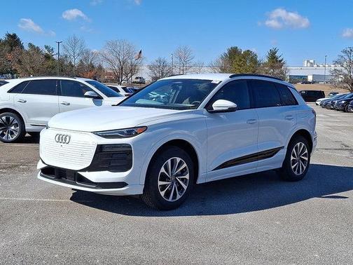 2025 Audi Q6 e-tron Premium quattro
