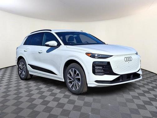 2025 Audi Q6 e-tron Premium quattro