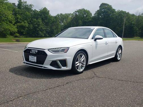 2022 Audi A4 45 S line Premium Plus