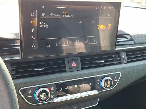 2022 Audi A4 45 S line Premium Plus