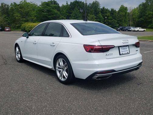 2022 Audi A4 45 S line Premium Plus